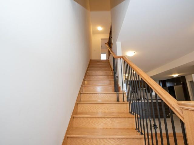Townhouse for rent in Oakville, Ontario