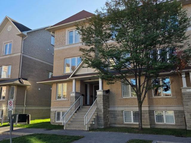 Townhouse for rent in Otonabee-south Monaghan, Ontario