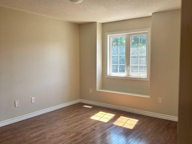 Townhouse for rent in Wasaga Beach, Ontario