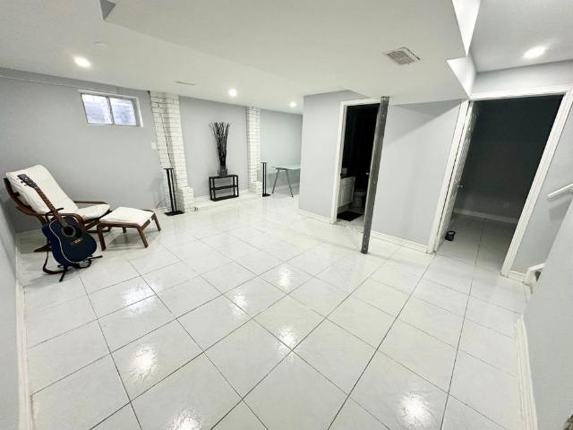 House for rent in Brampton, Golden Horseshoe
