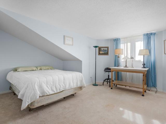 Apartment for rent in Amberwood Village, Ottawa