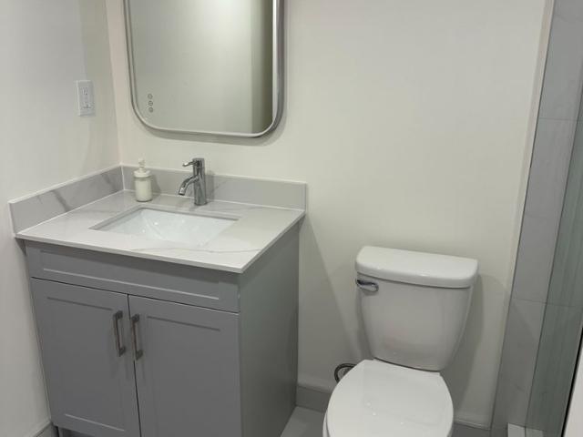 Apartment for rent in Keswick, Golden Horseshoe
