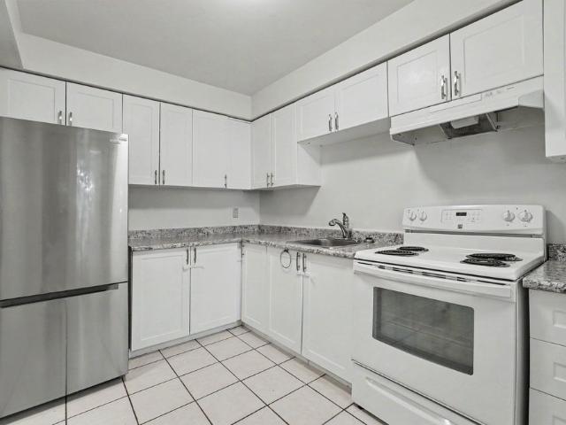 Apartment for rent in Mulhurst Bay, Ontario
