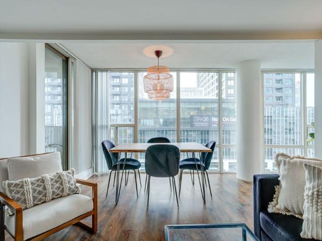 Apartment for rent in City Centre, Mississauga