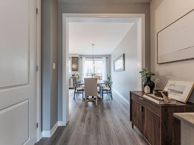 Townhouse for rent in Oakville, Ontario