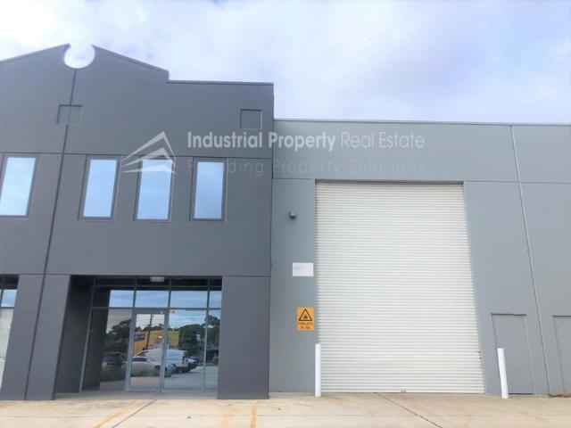 Warehouse for rent in Smithfield, Sydney