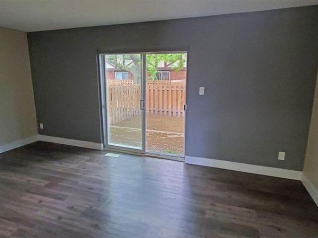 Townhouse for rent in Niagara, Ontario