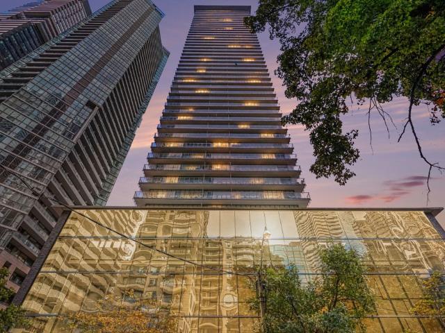 Apartment for rent in Toronto Centre, Toronto