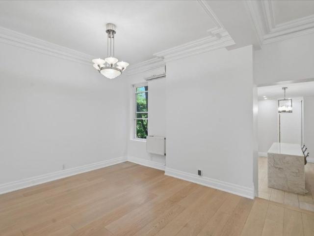 Townhouse for rent in Toronto Centre, Toronto