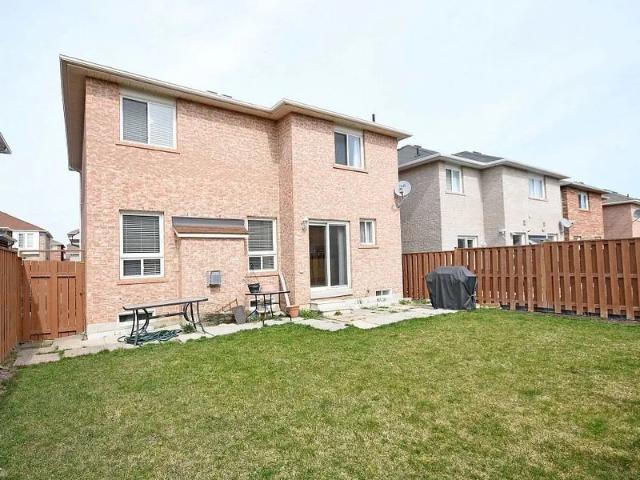 House for rent in Brampton, Golden Horseshoe