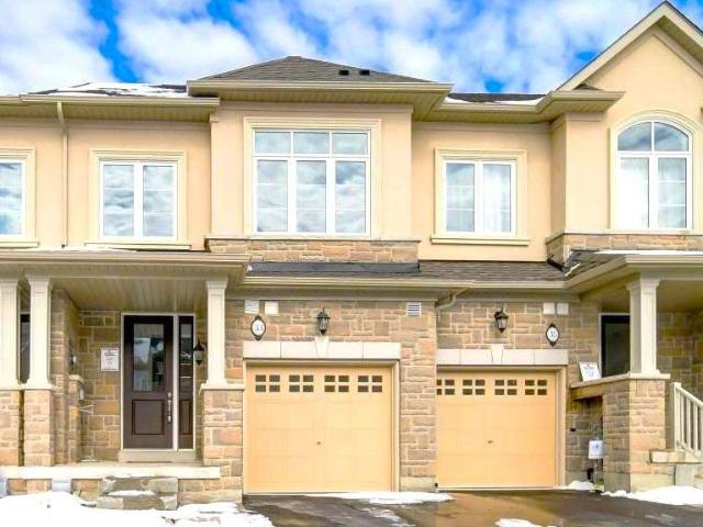 Townhouse for rent in Ancaster, Ontario