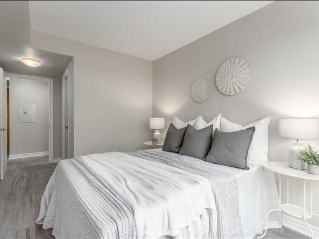 Apartment for rent in Whitby, Golden Horseshoe