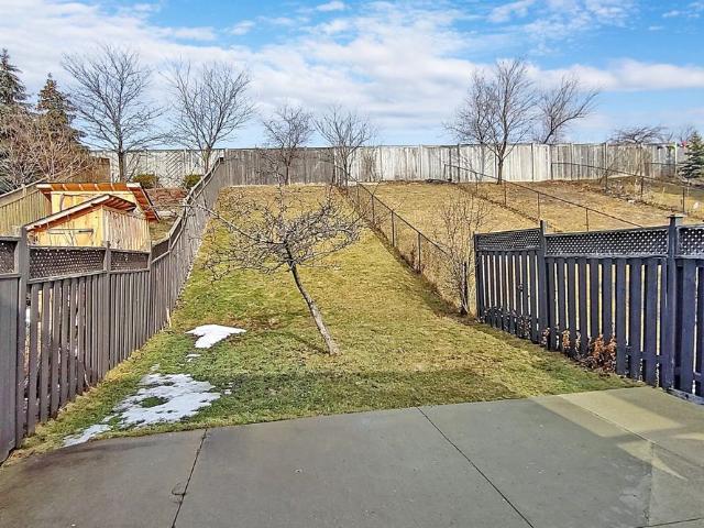 Apartment for rent in Cooksville, Mississauga