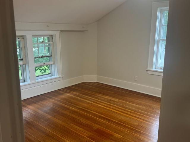 House for rent in Fort Erie, Golden Horseshoe