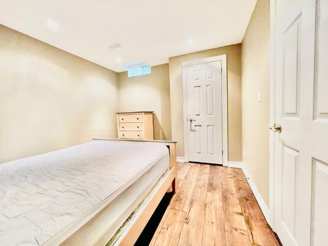 Townhouse for rent in Oakville, Ontario