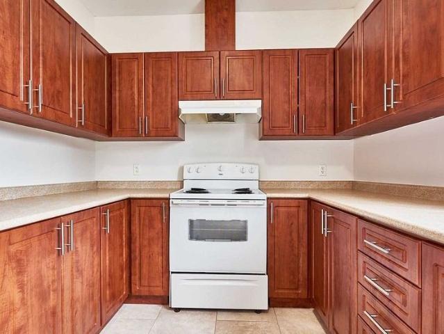 Apartment for rent in Vanier, Oshawa