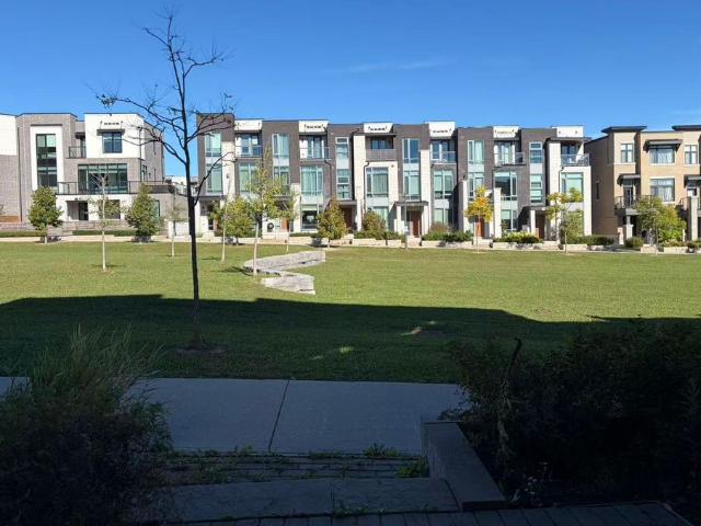 Townhouse for rent in Vaughan, Golden Horseshoe