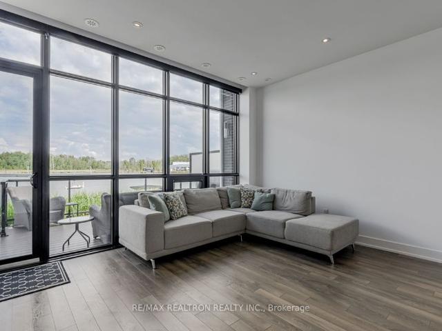 Townhouse for rent in Innisfil, Central Ontario