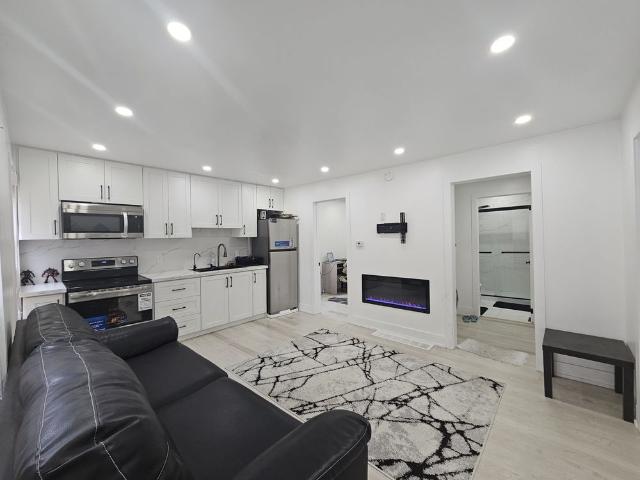 House for rent in Homeside, Hamilton