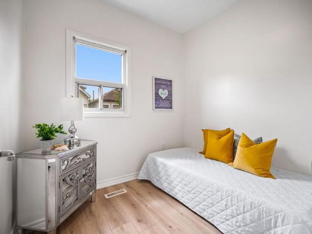 House for rent in Ancaster, Ontario