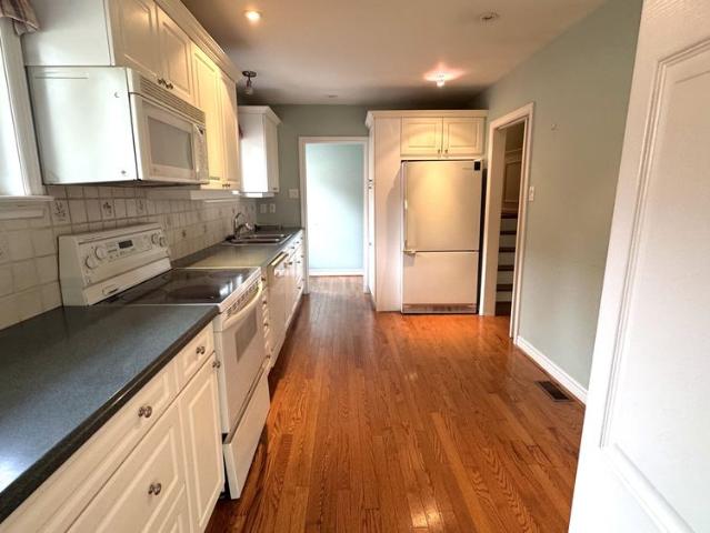 House for rent in Don Valley North, Toronto