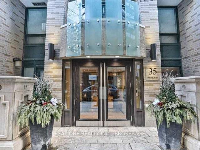 Apartment for rent in University—Rosedale, Toronto