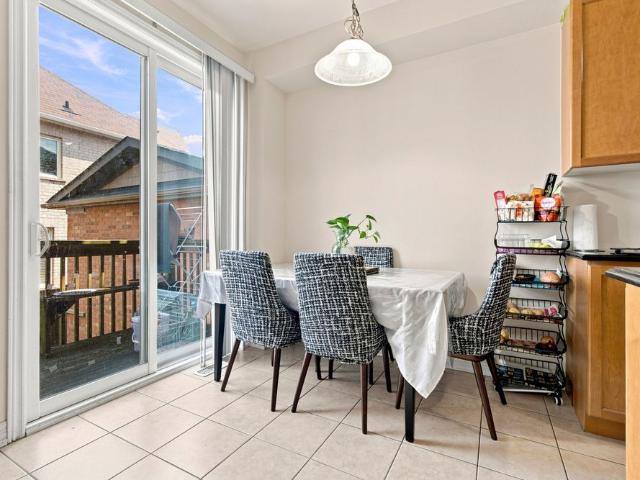 Townhouse for rent in Georgina, Ontario