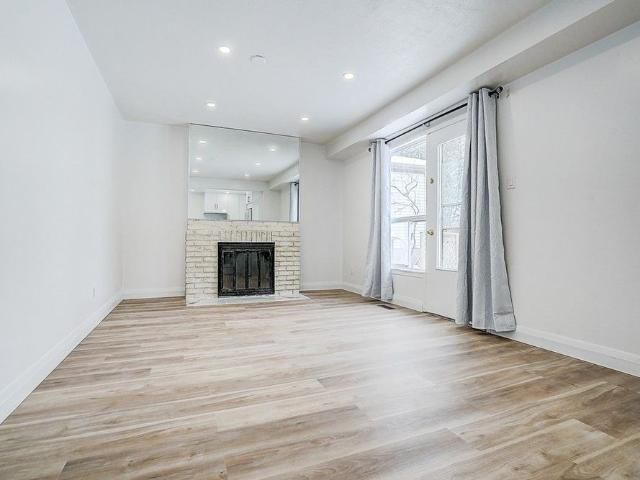 Apartment for rent in York, Ontario
