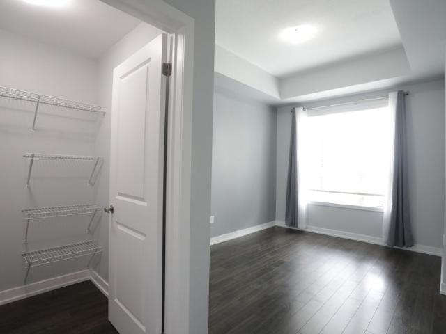 Apartment for rent in Lakeshore, Hamilton