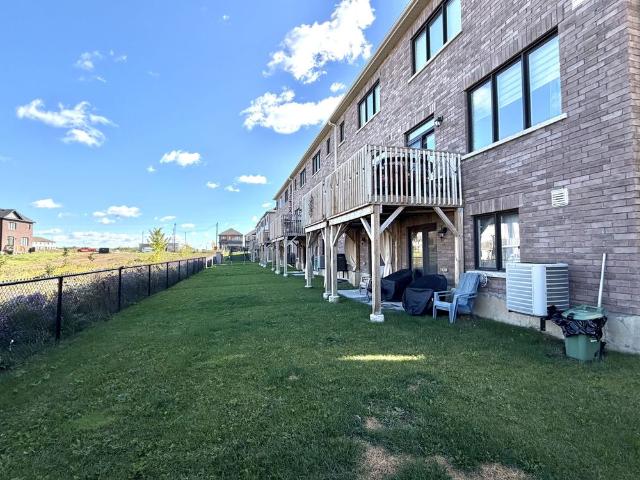 Townhouse for rent in Thorold, Golden Horseshoe