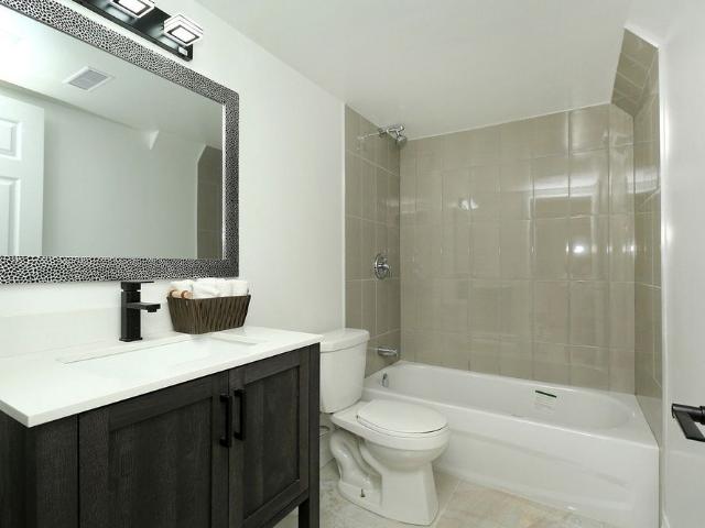 Apartment for rent in Georgina, Ontario