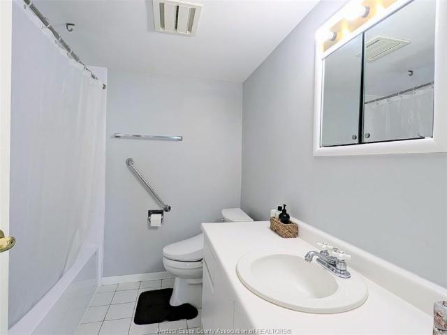 Apartment for rent in Maidstone, Ontario