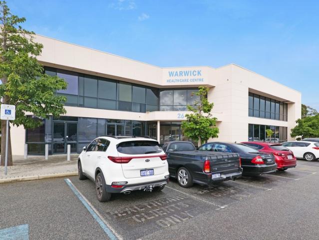 Office for rent in Warwick, Western Australia