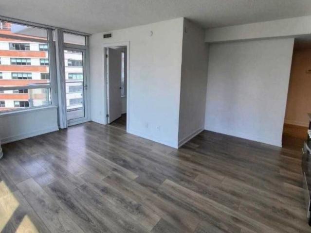 Apartment for rent in Toronto Centre, Toronto