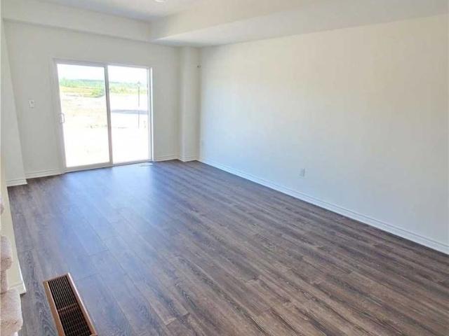 Townhouse for rent in Wasaga Beach, Ontario