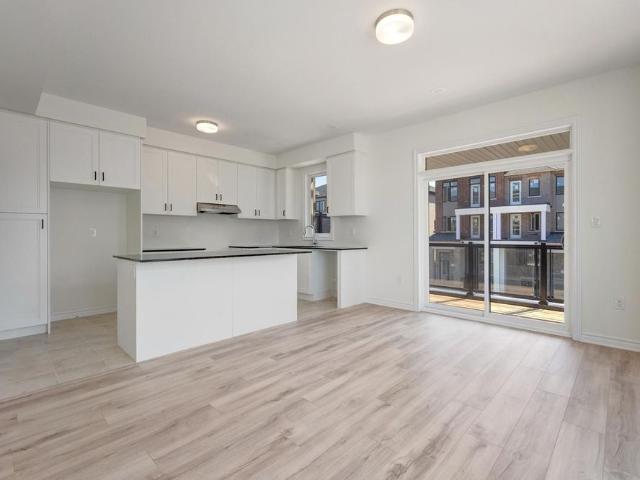 Townhouse for rent in Georgina, Ontario
