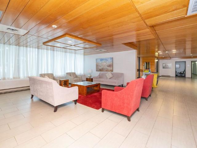 Apartment for rent in Bay, Ottawa