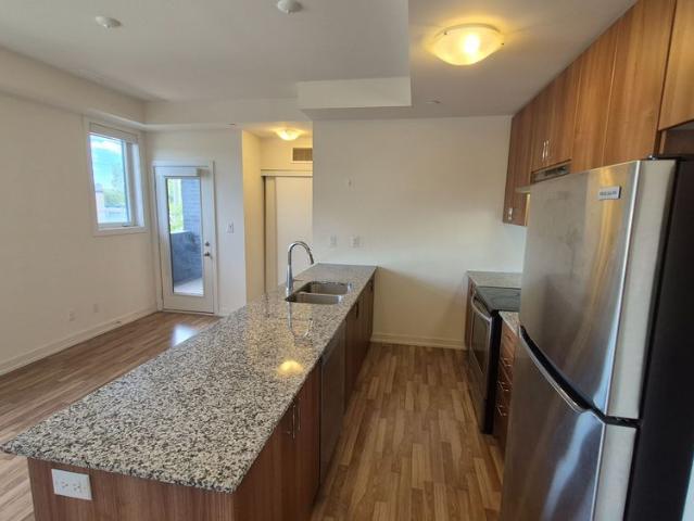 Apartment for rent in Richmond Hill, Golden Horseshoe