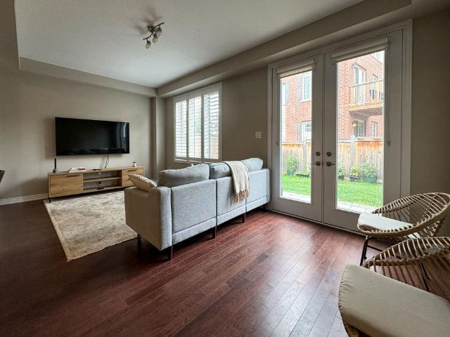 Townhouse for rent in Trafalgar, Oakville