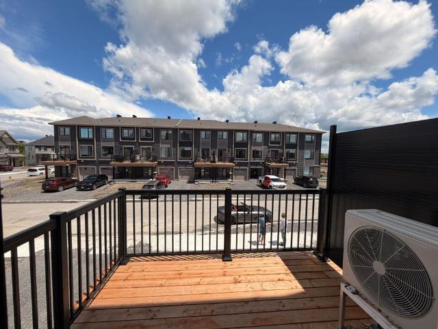 Townhouse for rent in Mulhurst Bay, Ontario