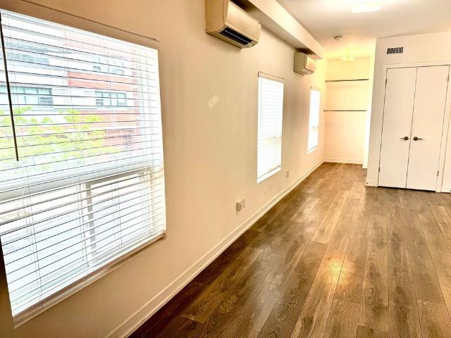Apartment for rent in Toronto Centre, Toronto
