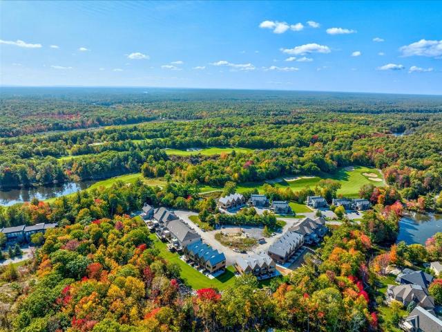 Townhouse for rent in Muskoka, Ontario