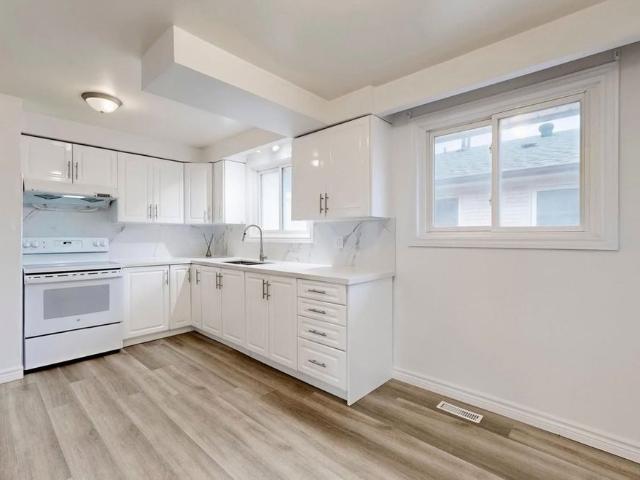Apartment for rent in Woburn, Ontario