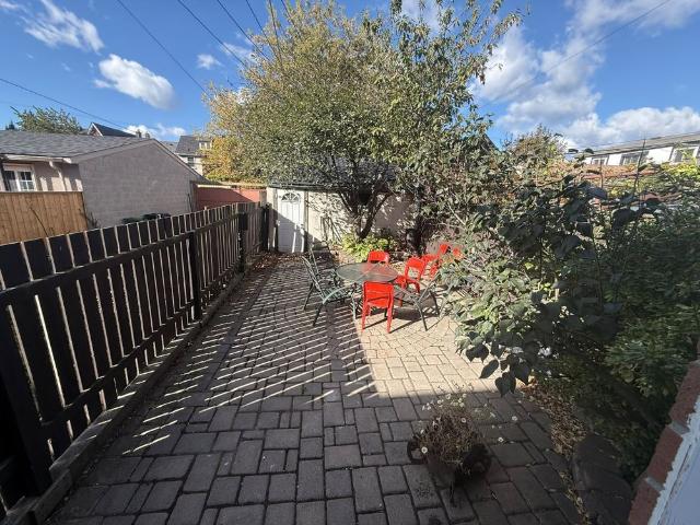 House for rent in University—Rosedale, Toronto