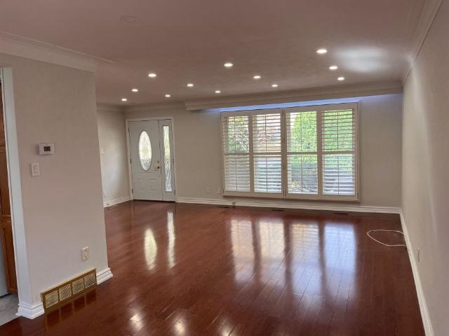 House for rent in Richmond Hill, Golden Horseshoe