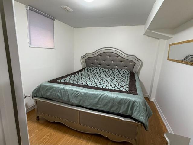 Apartment for rent in Lisgar, Mississauga