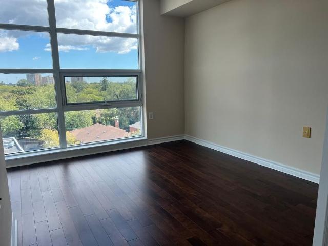 Apartment for rent in York Centre, Toronto