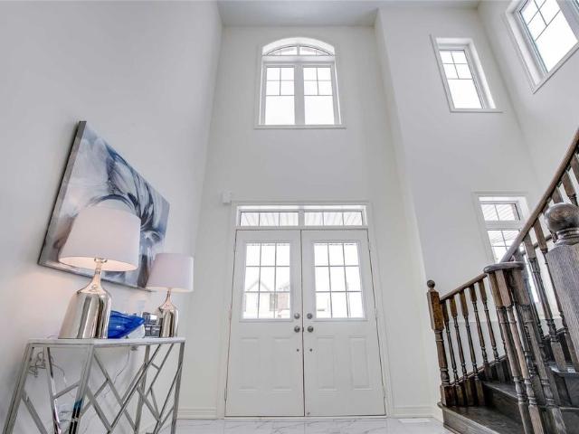 Apartment for rent in Georgina, Ontario