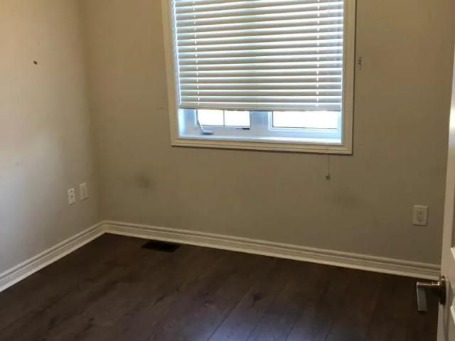 Townhouse for rent in Oakville, Golden Horseshoe