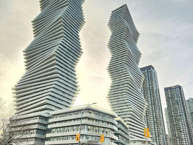 Apartment for rent in City Centre, Mississauga